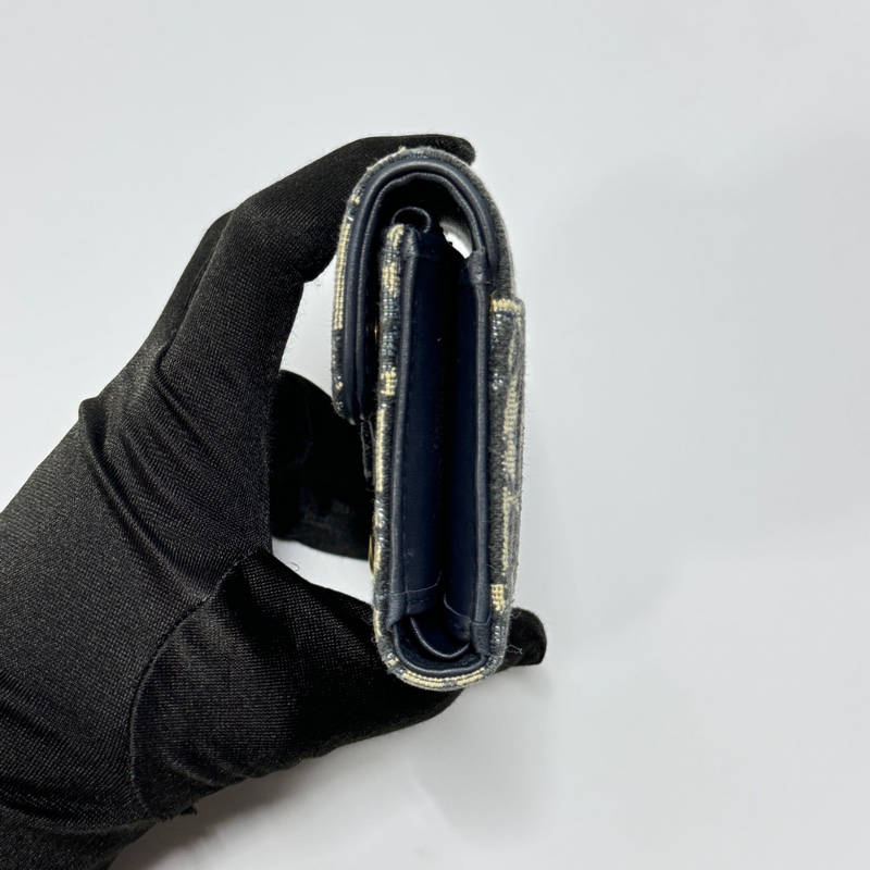 （超新品～ 專櫃最新款🎁） Dior 迪奧 馬鞍老花短夾 專櫃24000！-7