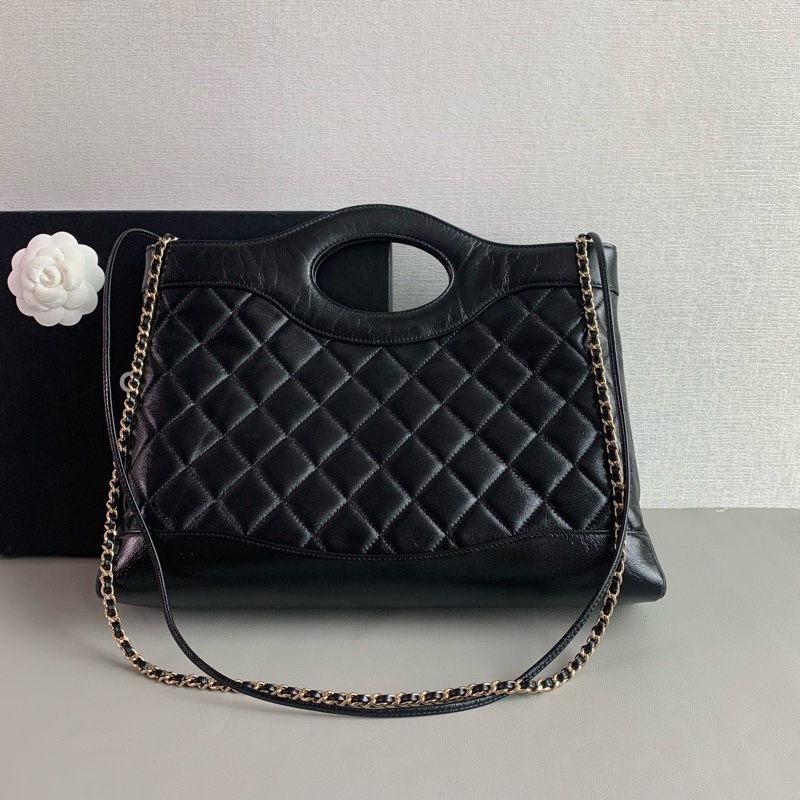 香奈兒 24B 31bag橫版中號 黑金油蠟皮  晶片款-3