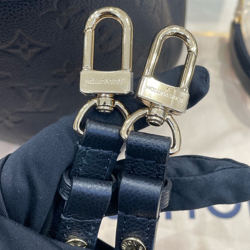 LV 黑金壓花全皮 手柄水桶包 芯片款 尺寸約26*26-31