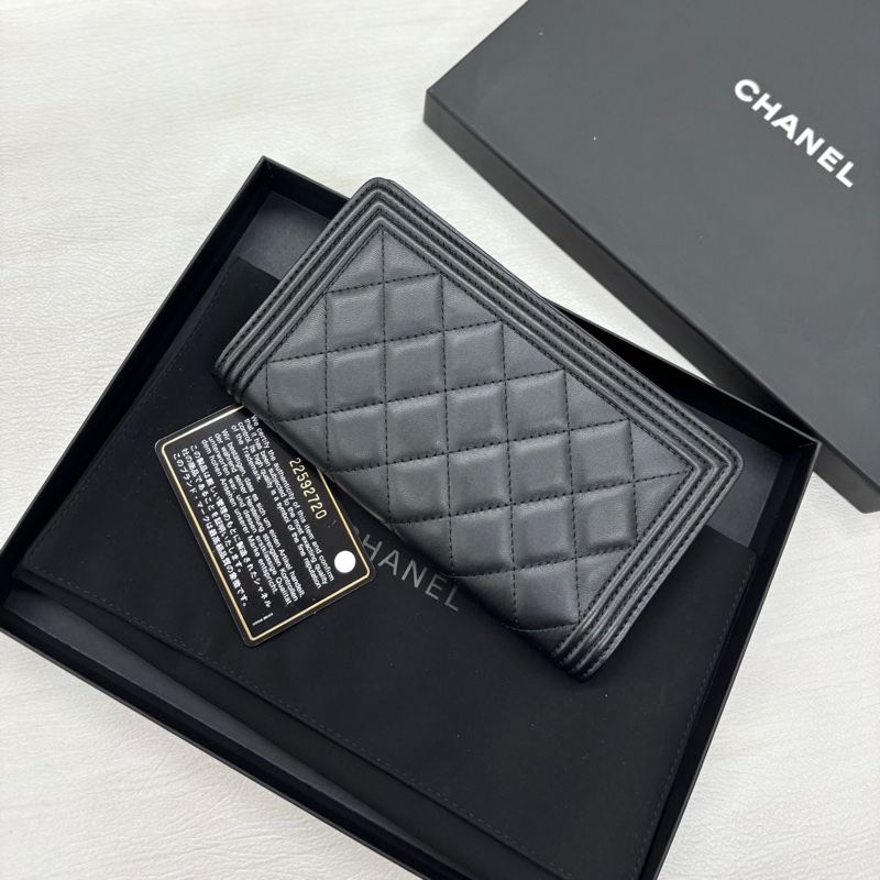 Chanel 黑銀Leboy對折長錢包 鐳射22開 附件卡、塵袋、盒。-3