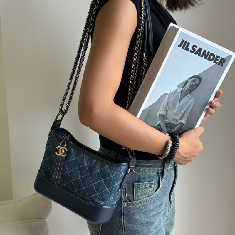 香奈兒 牛仔藍流浪包小號 簡直天菜 時尚的經典💙-0