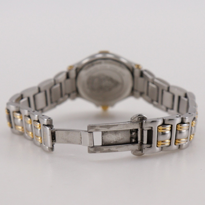 Gucci 女士腕錶,9040L 不鏽鋼錶殼,銀色石英機芯,指針式顯示,象牙色錶盤-6