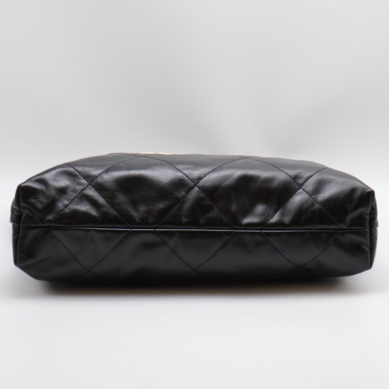 CHANEL 22 Bag - 中號白字黑金-9