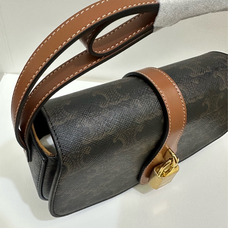 全新 Celine tabou 鎖頭腋下包-10