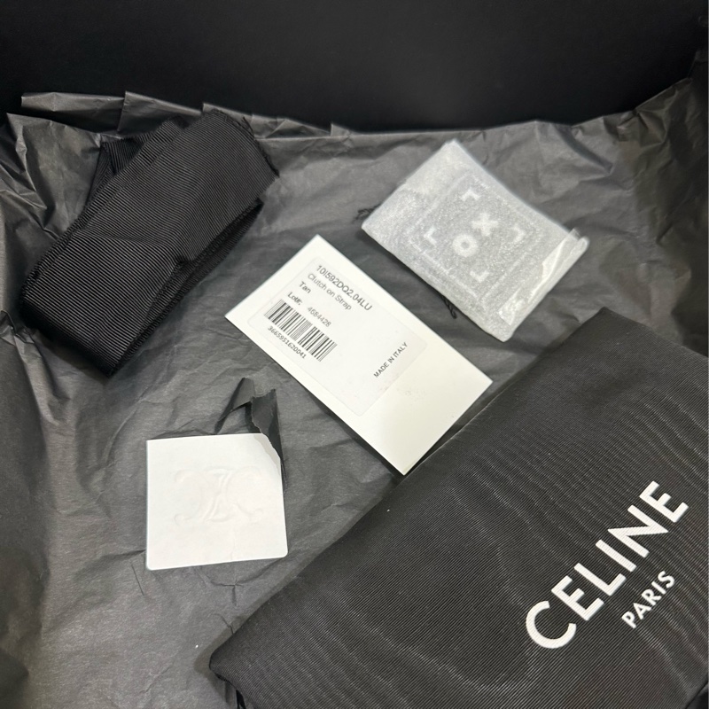 全新 Celine tabou 鎖頭腋下包-11