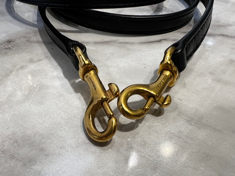 YSL 黑牛皮金釦Lou Lou Toy斜背包-15