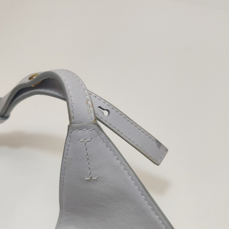 Chloe C牛皮翻毛皮拼皮字母C徽飾腰包胸包-10