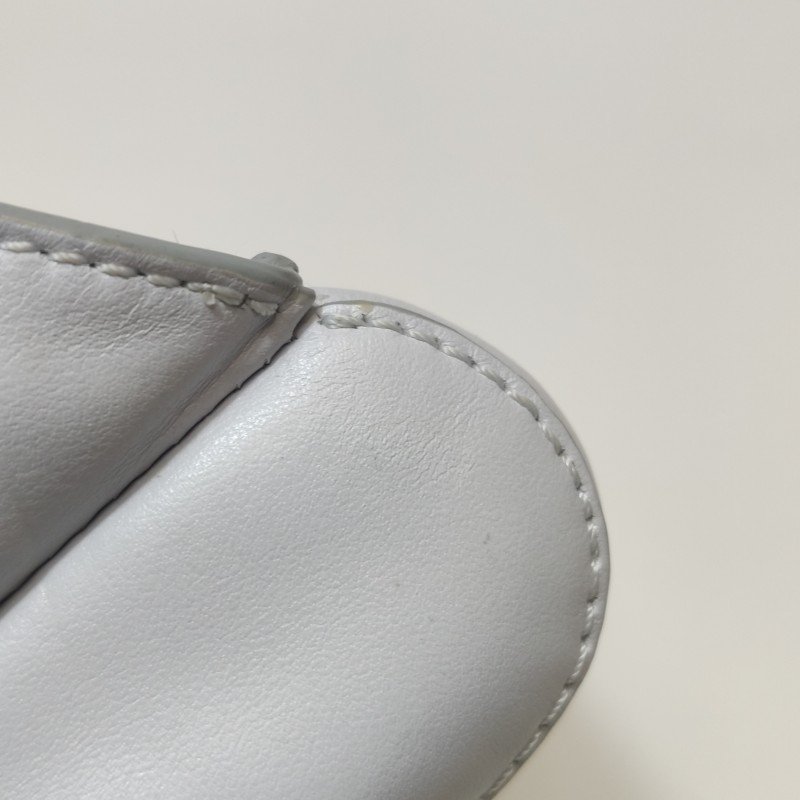 Chloe C牛皮翻毛皮拼皮字母C徽飾腰包胸包-15