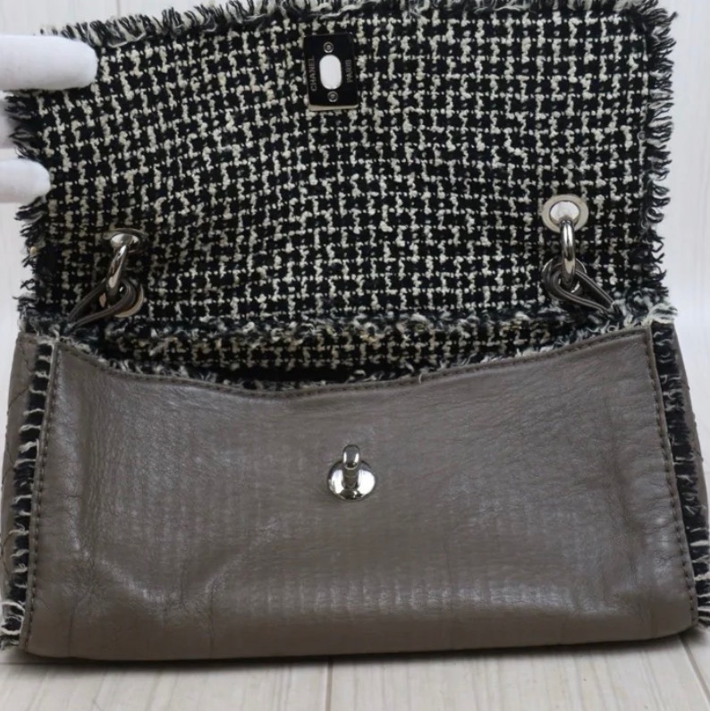 「JL精品代購」9新 Chanel 香奈兒 大象灰 油蠟皮 單肩包-7