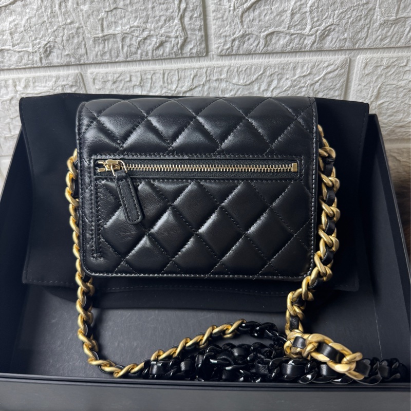 CHANEL羊黑霧金釦Woc-3