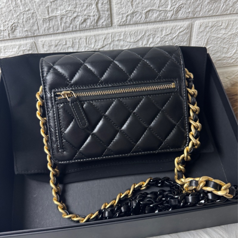 CHANEL羊黑霧金釦Woc-5