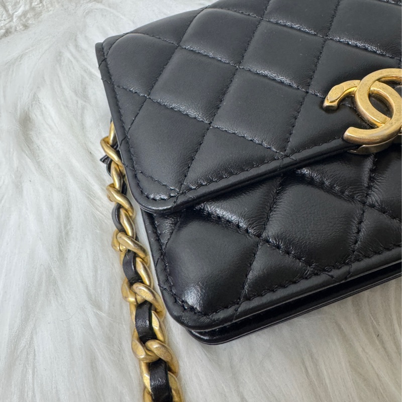 CHANEL羊黑霧金釦Woc-8