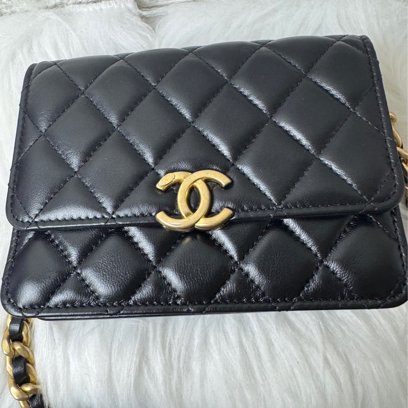 CHANEL羊黑霧金釦Woc-9