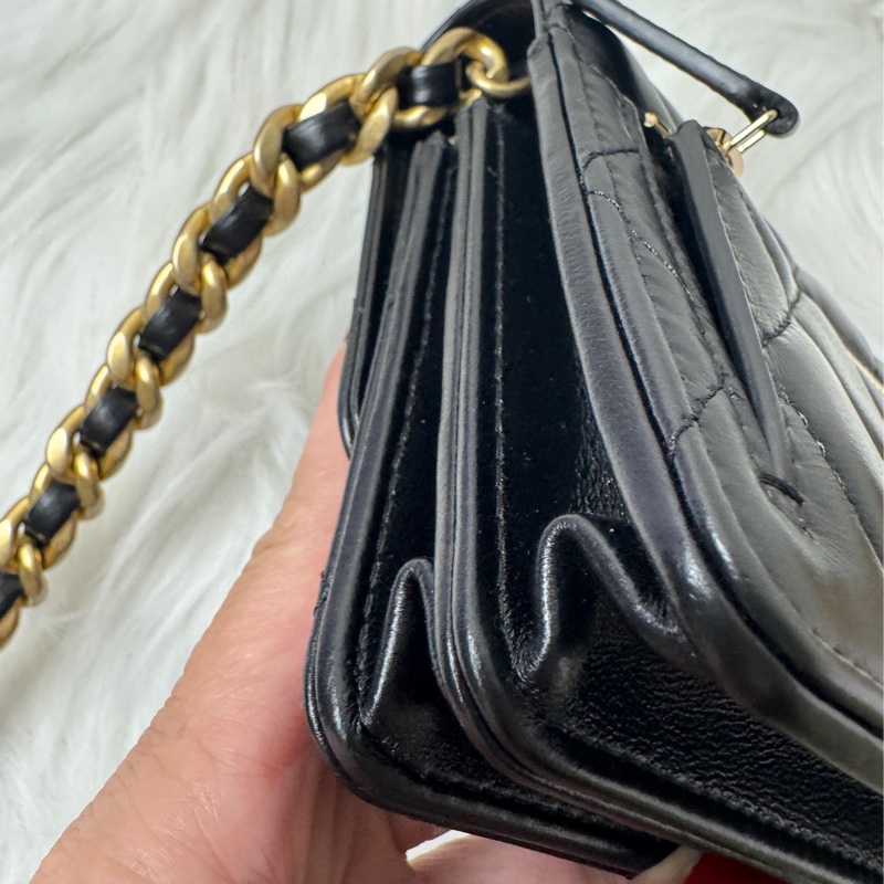 CHANEL羊黑霧金釦Woc-14