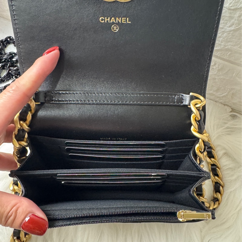 CHANEL羊黑霧金釦Woc-21