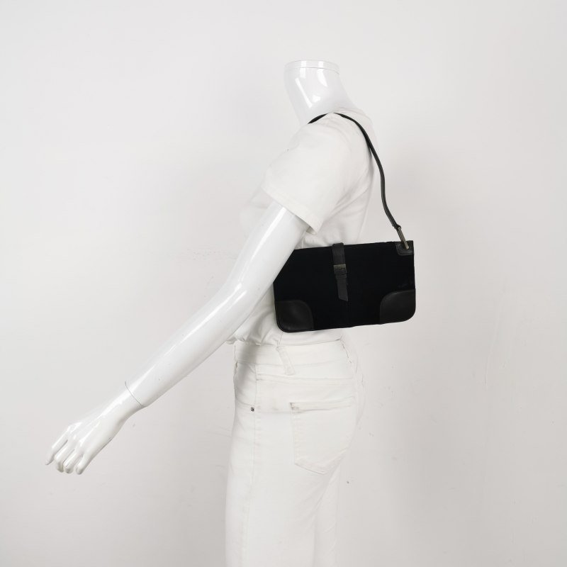 Saint Laurent 牛皮絨布純色金屬針扣單肩包-1