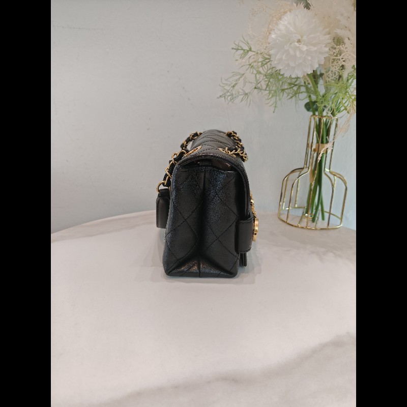 Chanel chain bag small-3