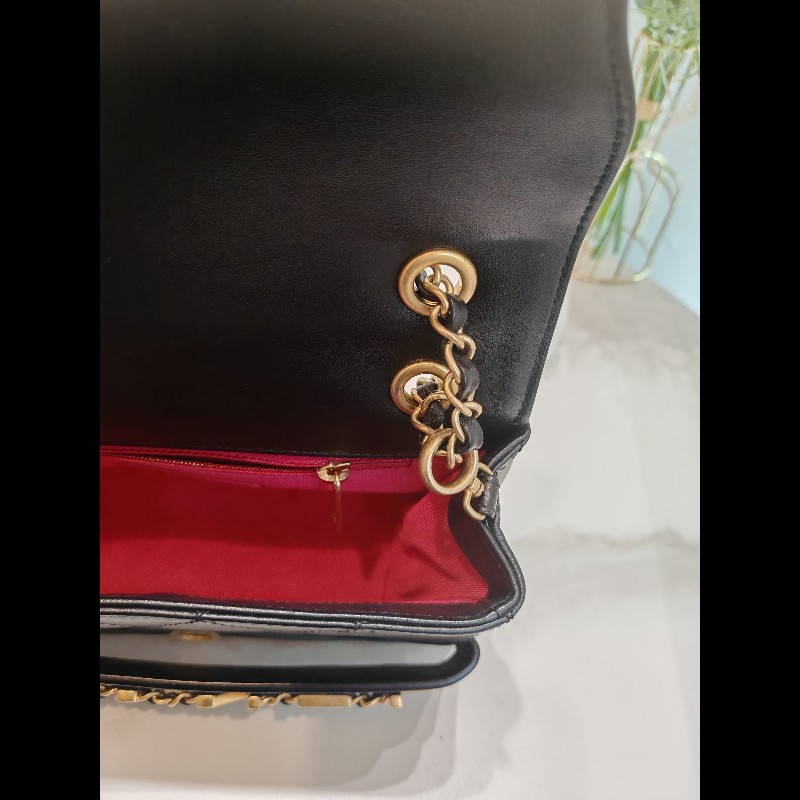 Chanel chain bag small-22