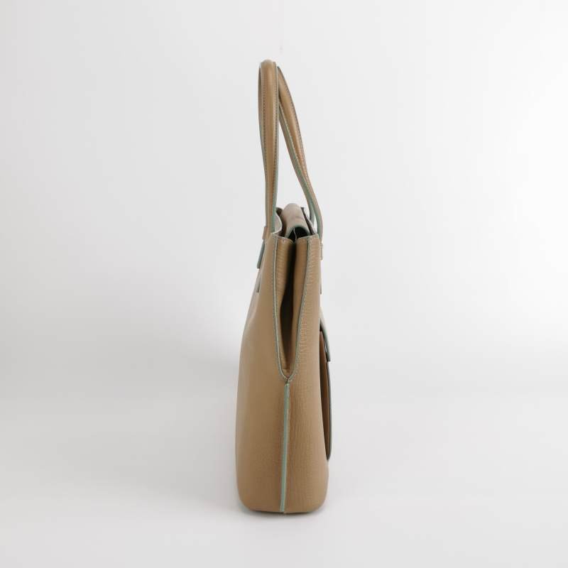 Loewe 牛皮純色字母Logo壓印手提包-3