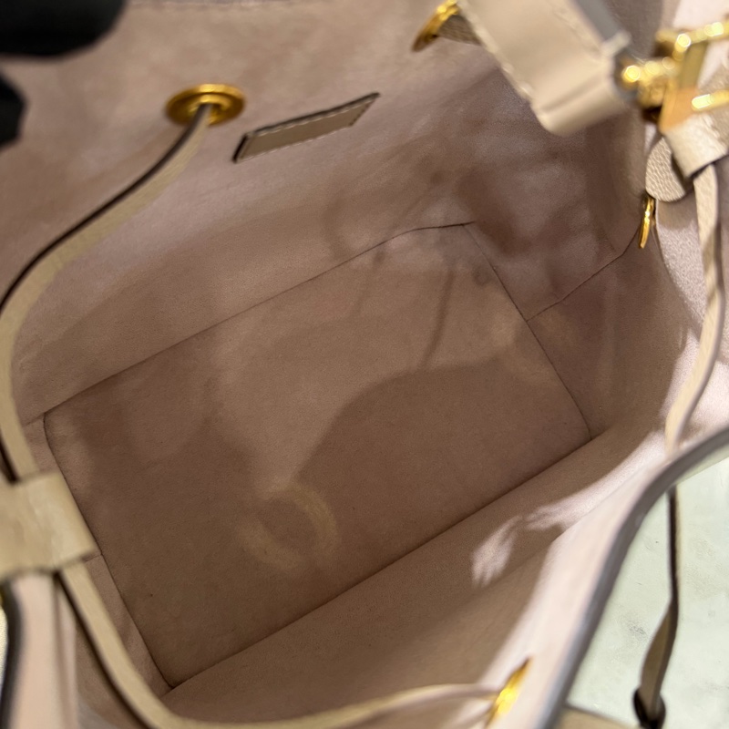 LV班鳩灰牛皮壓紋Neo Noe MM金釦束口肩斜水桶包M45555-7