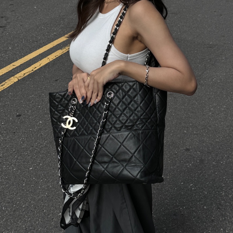 （超稀有！） Chanel 經典菱格紋 羊皮托特包👜 專櫃27萬！-3