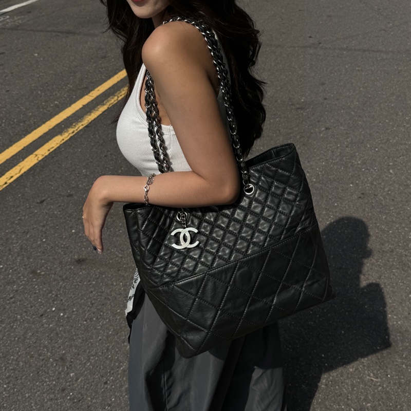 （超稀有！） Chanel 經典菱格紋 羊皮托特包👜 專櫃27萬！-6