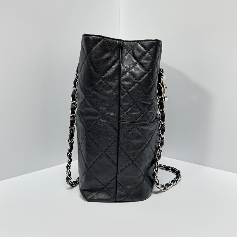 （超稀有！） Chanel 經典菱格紋 羊皮托特包👜 專櫃27萬！-10