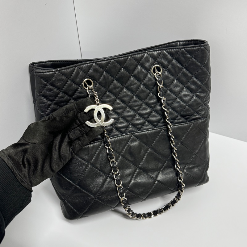 （超稀有！） Chanel 經典菱格紋 羊皮托特包👜 專櫃27萬！-12