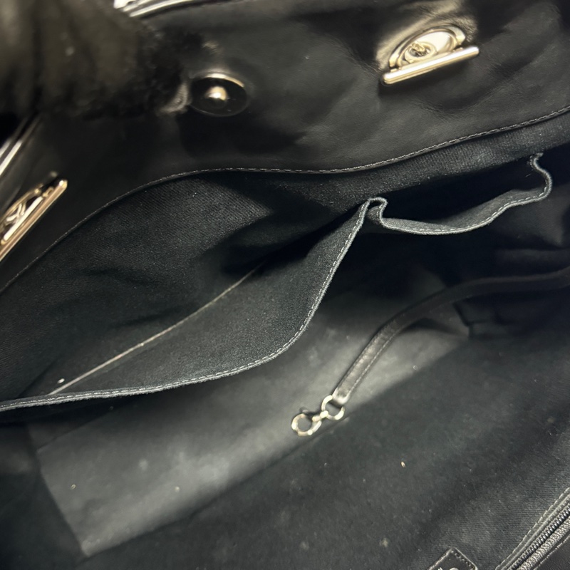 （超稀有！） Chanel 經典菱格紋 羊皮托特包👜 專櫃27萬！-22