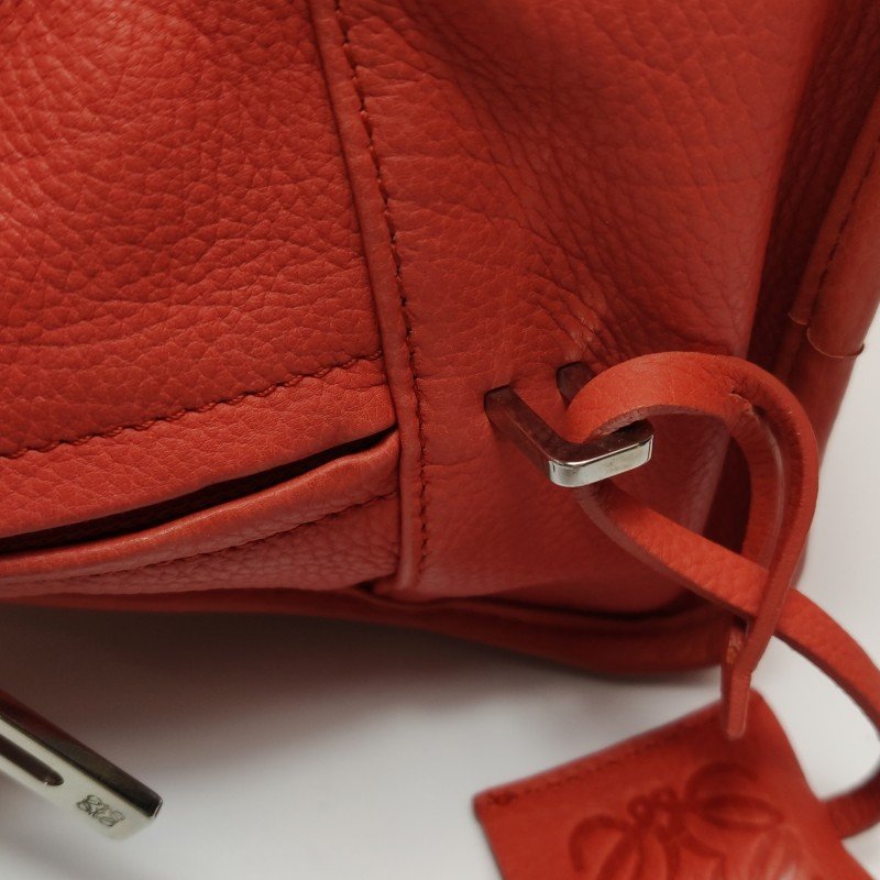 Loewe Amazona 牛皮純色加固邊角中古手提包-11