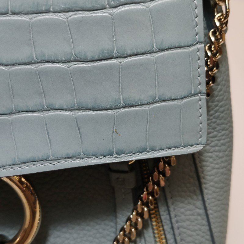 Chloe Faye 中號 牛皮鱷魚壓紋鏈條扣飾斜挎包單肩包-11