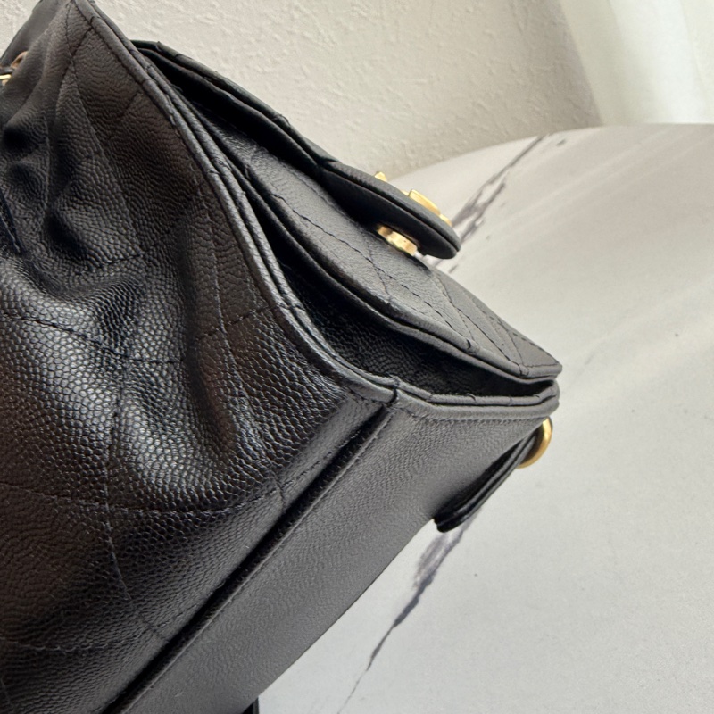 Chanel .黑色荔枝最新款 剛買沒多久 割愛-7