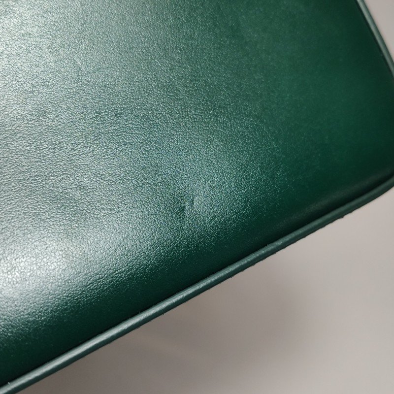 Chloe C迷你牛皮翻毛皮拼皮字母C徽飾斜挎包-13