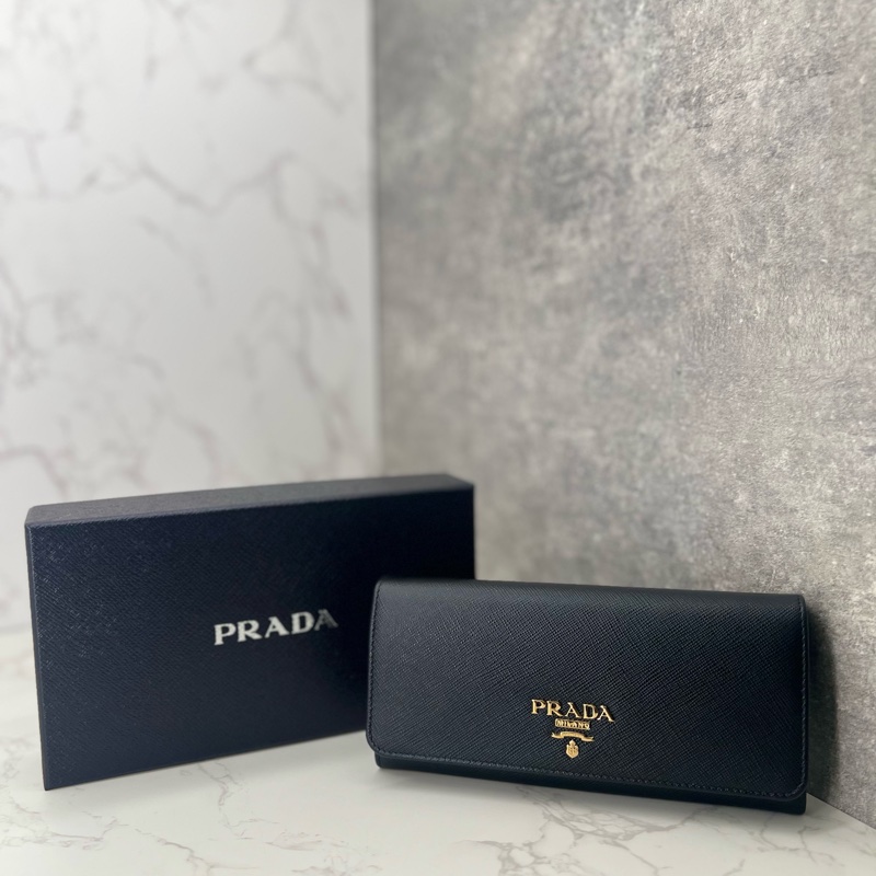 💗香緹國際精品💗 PRADA | 牛皮長夾 極新未使用-0