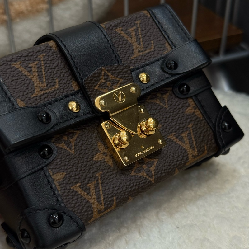LV mini trunk 小盒子 贈Lv原廠可調節背帶-8