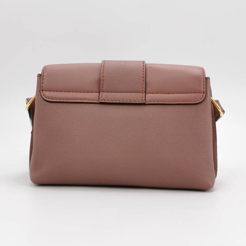 Burberry Buckle 牛皮金屬字母Logo搭扣斜挎包斜挎包-4