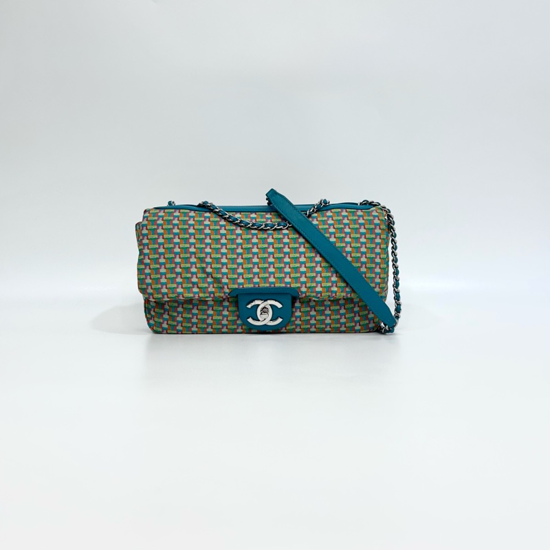 CHANEL土耳其藍銀釦橡膠拚印花尼龍布雙用口蓋包A93154-0