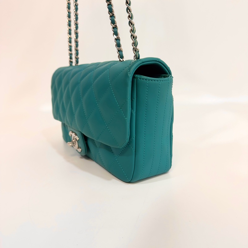 CHANEL土耳其藍銀釦橡膠拚印花尼龍布雙用口蓋包A93154-8