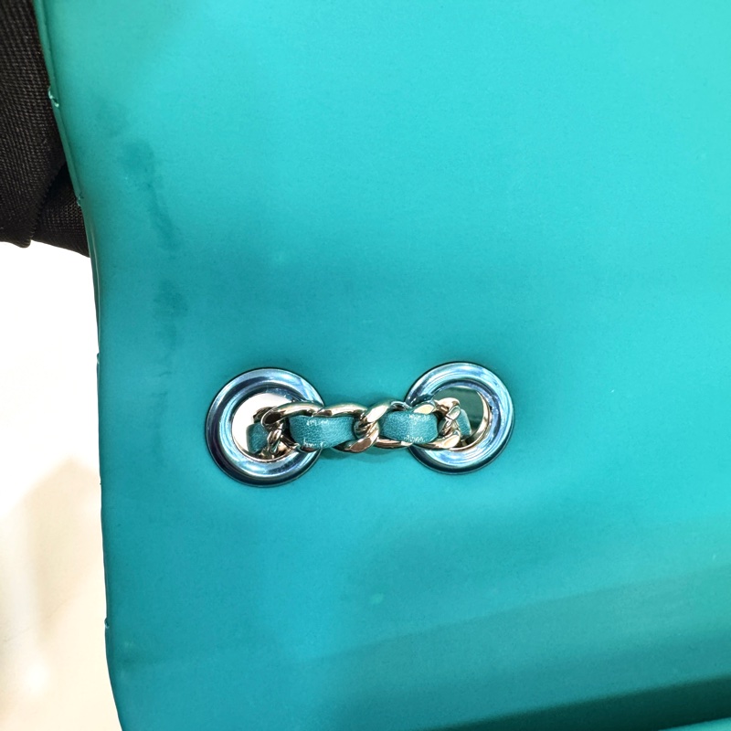 CHANEL土耳其藍銀釦橡膠拚印花尼龍布雙用口蓋包A93154-25