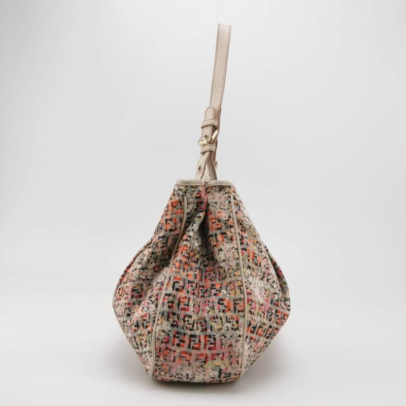 Fendi 牛皮帆布拼色雙F Logo吊墜單肩包-2