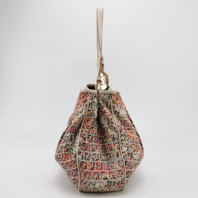 Fendi 牛皮帆布拼色雙F Logo吊墜單肩包-3