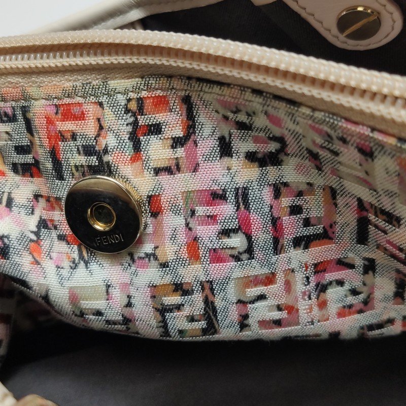 Fendi 牛皮帆布拼色雙F Logo吊墜單肩包-8