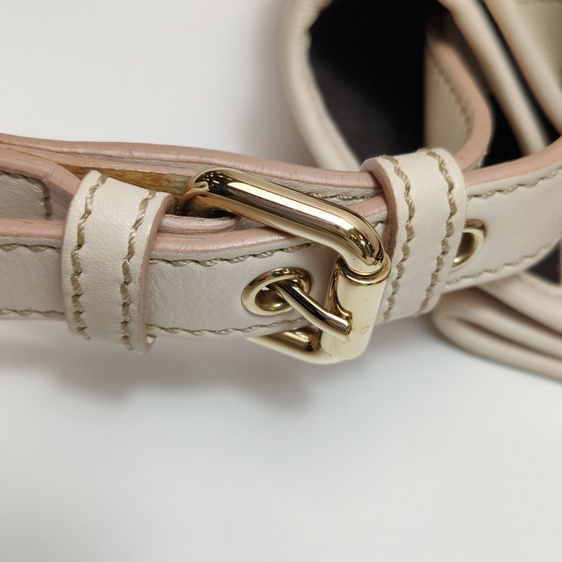 Fendi 牛皮帆布拼色雙F Logo吊墜單肩包-13