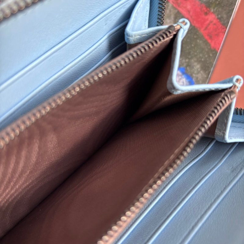 收藏品 ::Bottega Veneta:: Light Blue 水藍色羊皮x水蛇皮革編織 拉鍊長夾-33