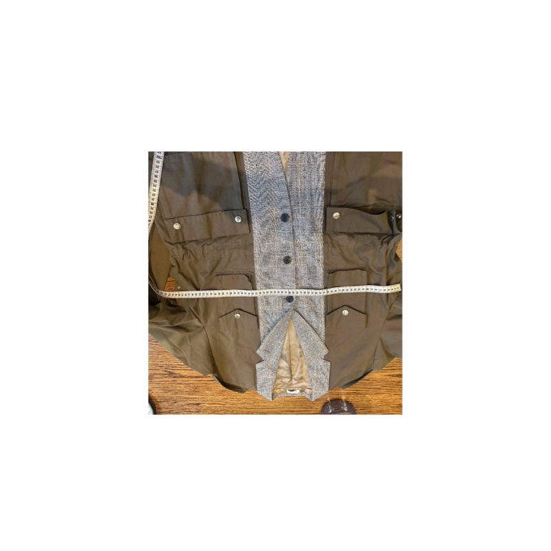 軍绿色拼灰色外套-5