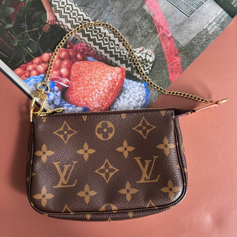::Louis Vuitton:: LV M58009 Mini Pochette Accessoires Monogram 經典花紋帆布小鍊包 麻將包 手提包 零錢包-5