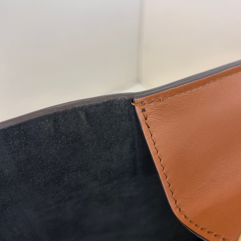 F378 lv 99新達芙妮 中號 銅牌 23年小票 好成色-6