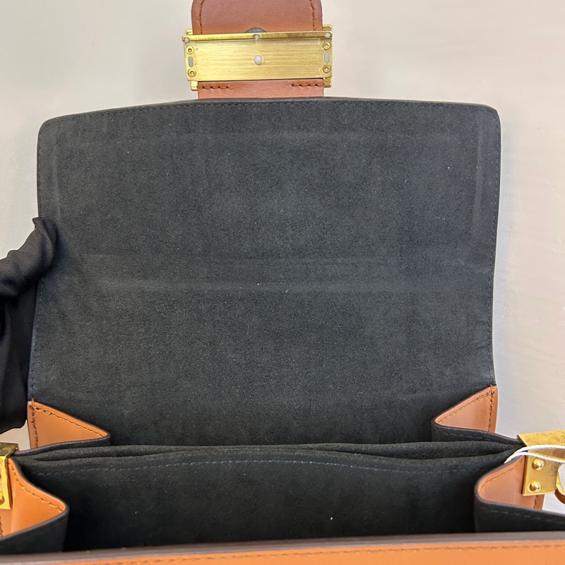 F378 lv 99新達芙妮 中號 銅牌 23年小票 好成色-13