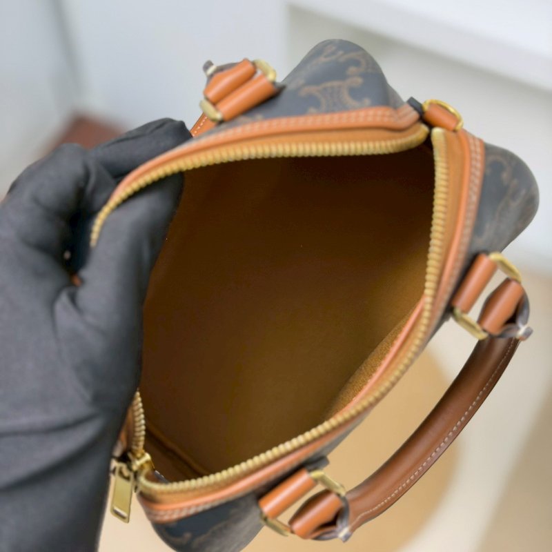 (全網最甜🤍)🏷Celine．Boston 老花波士頓 新款-20