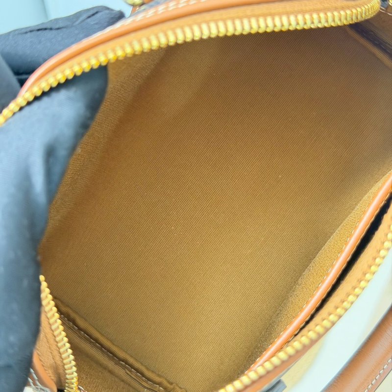 (全網最甜🤍)🏷Celine．Boston 老花波士頓 新款-21